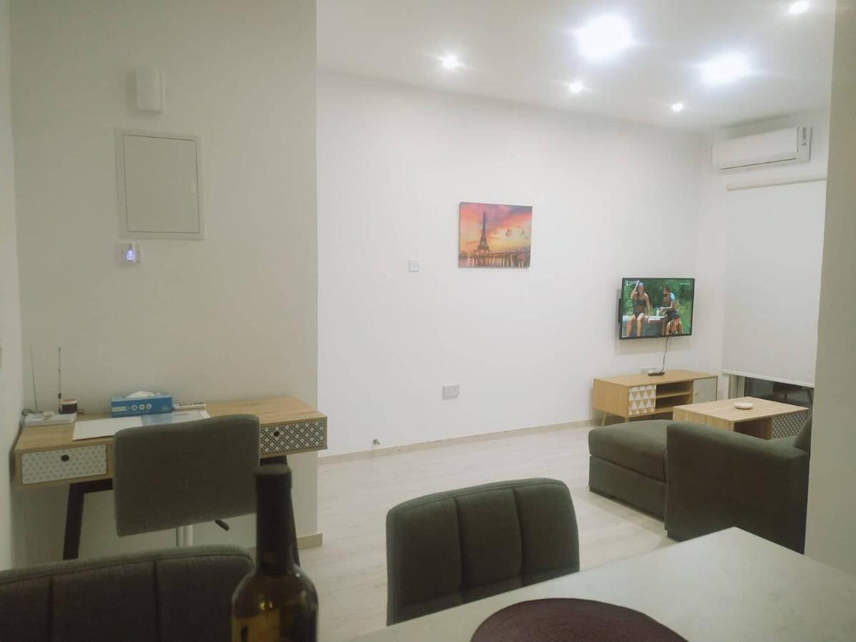 Charming Holiday Retreat Kato Paphos Apt 400M To The Beach المظهر الخارجي الصورة